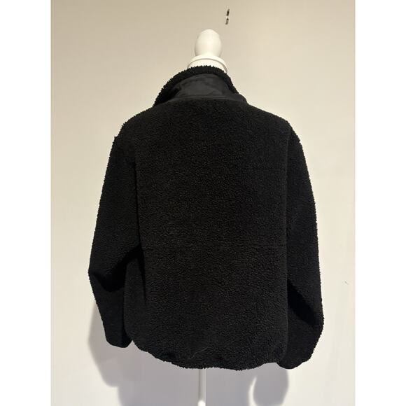 Old Navy Get After It Black Sherpa Fleece Jacket Size M - Picture 3 of 7